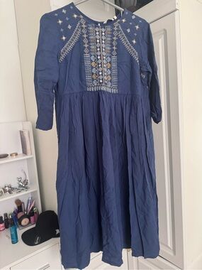 Max Mid Sleeves Embroidered  Blue Tiered Dress Women's Size M